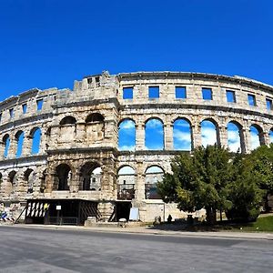 Arena Pula Centar Apartment Exterior photo