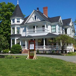 By The River B&B Fredericton Exterior photo