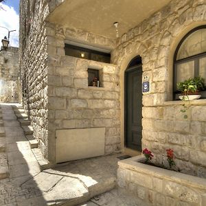 Villa Nofesh Baatika Safed Exterior photo