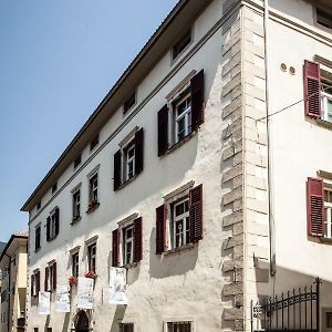 Haus Noldin - Historische Herberge - Dimora Storica Salorno Exterior photo