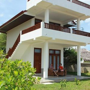 Hideaway Lodge Tangalle Exterior photo