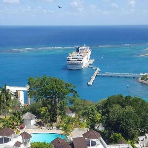 Panoramic View@Sky Castles, Columbus Heights Appartement Ocho Rios Exterior photo