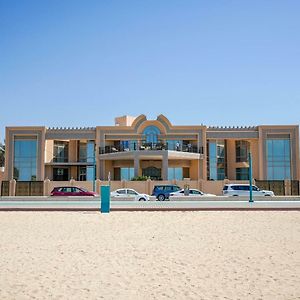 Hometown Apartments - Kite Palace - Lavish 7 Bedrooms Villa On Kite Beach Dubaï Exterior photo
