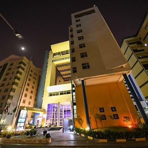 The Juffair Grand Hotel Manamah Exterior photo