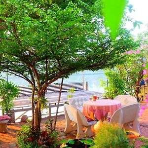 Loy Manee House Bed & Breakfast Phra Nakhon Si Ayutthaya Exterior photo