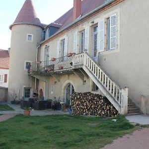 Chateau Besson Montlucon Exterior photo