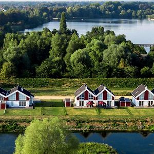 Villa Ferienhaus Nordhorn - Haus Am See Exterior photo