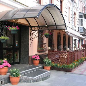 Domus Hotel-1 Kiew Exterior photo