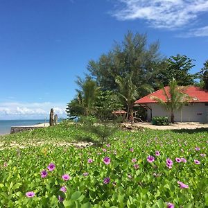 Red Coral Cottage Langkawi Exterior photo