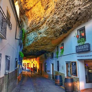 Casa Cueva De La Sombra Setenil De Las Bodegas Exterior photo