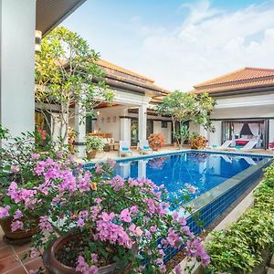 Jewels Villas Phuket Strand Surin Exterior photo