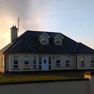 Warm And Welcoming Family Home Ballinrobe Exterior photo