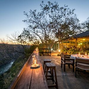 Taita Falcon Lodge Mukuni Exterior photo