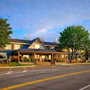 Hotel Auberge de la Pointe à Rivière-du-Loup Exterior photo