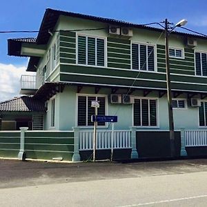 Villasuri Homestay Kuantan Exterior photo