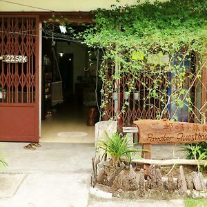 Pangkor Guesthouse Spk Kampong Sungai Udang Exterior photo