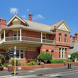 Gatehouse On Ryrie Bed and Breakfast Geelong Exterior photo