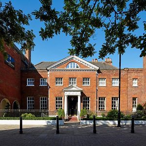 Sir Christopher Wren Hotel Windsor Exterior photo