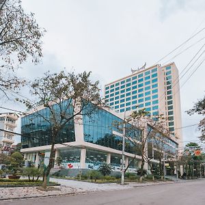 Muong Thanh Grand Lao Cai Hotel Exterior photo