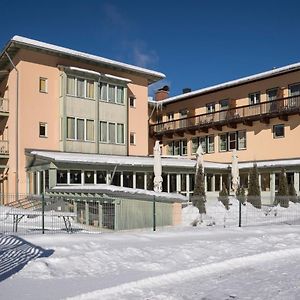 Jufa Hotel Kaprun Exterior photo