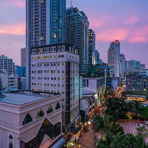 La Petite Salil Sukhumvit 11 Hotel Bangkok Exterior photo