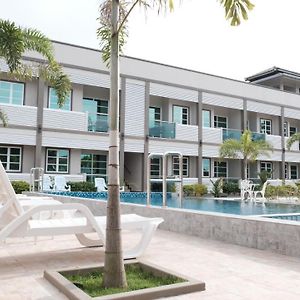 Aneeda Inn Pantai Cenang (Langkawi) Exterior photo