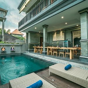 Three Dewi'S Guest House Ubud (Bali) Exterior photo