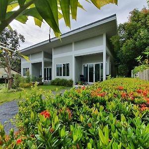 Ao Nang Modern Villa Exterior photo