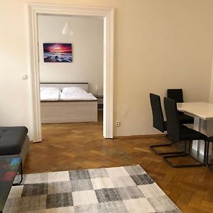 Welcome Hostel & Apartments Praguecentre Praga Exterior photo