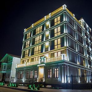 Ambassador Hotel Chişinǎu Exterior photo