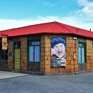 Corner Hostel Puerto Natales Exterior photo