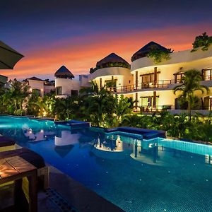 Porto Playa Condo Hotel And Beach Club Playa del Carmen Exterior photo