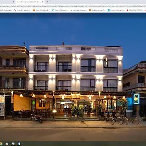 Backhome Hostel & Bar Hoi An Exterior photo