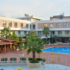 Te Stela Resort&SPA Tirana Exterior photo