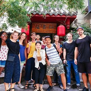 Chengdu Mix Hostel Courtyard Poshpacker Exterior photo