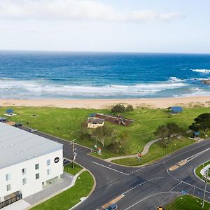 Hotel Abode Malua Bay Exterior photo