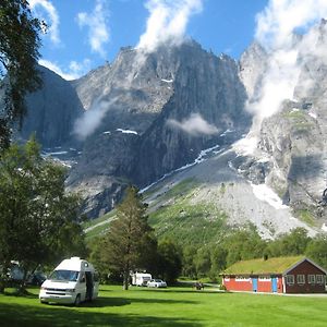 Willa Trollveggen Camping Åndalsnes Exterior photo
