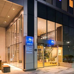 Ibis Budget Ambassador Seoul Dongdaemun Hotel Exterior photo