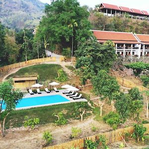 The Sanctuary Pakbeng Lodge Exterior photo