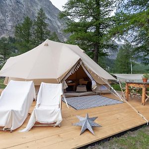 Hotel Hobo Camping à Courmayeur Exterior photo